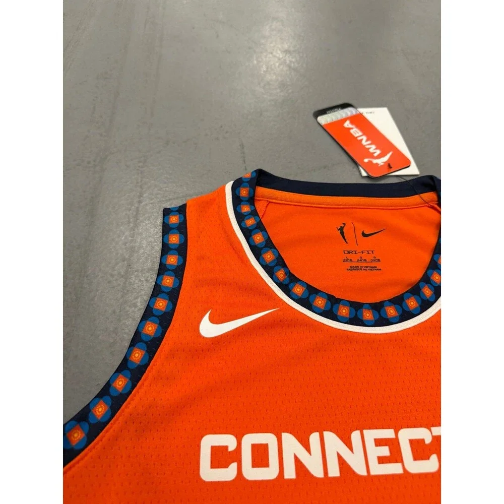 DeWanna Bonner Connecticut Sun Youth Nike NWT WNBA Jersey Size Large